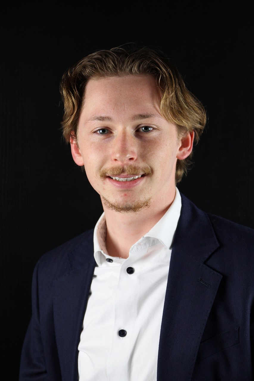 Mitchel Vet