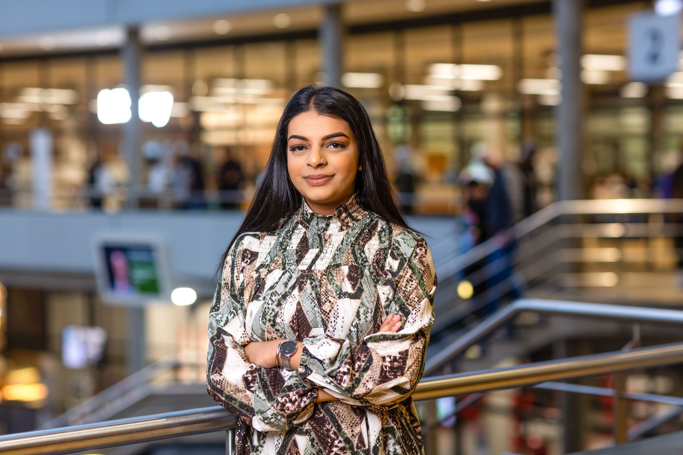Portretfoto Simran Dihal