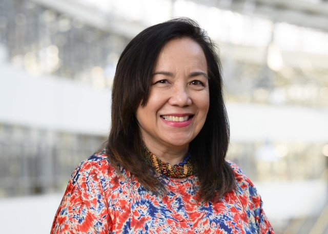 Zah Kahar, docent international communication management