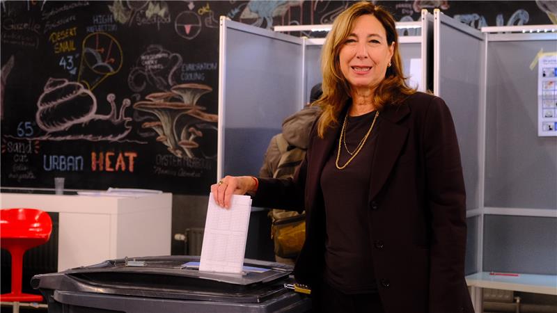 Een stembureau op De Haagse Hogeschool: voor jongeren, dóór jongeren 